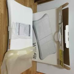 wii fit本体 ジャンクのサムネイル