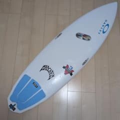 お買得‼️フィン付き placebo プレセボ V3 ロケット 5'7‼️ - メルカリ