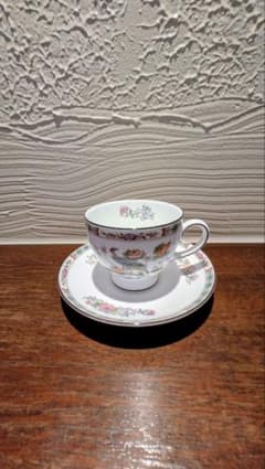 【美品】ウェッジウッド　クタニクレーン　ティーカップ&ソーサーのサムネイル