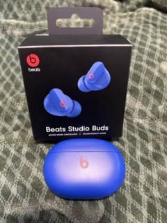 Beats Studio Buds (Preloved)のサムネイル