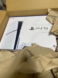 新品未使用　PlayStation 5(CFI-2000A01)本体のサムネイル
