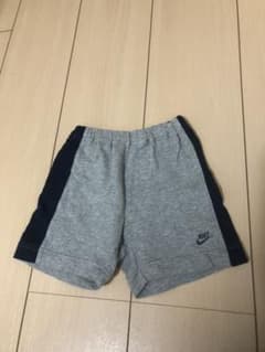 ナイキ　NIKE ハーフパンツ！のサムネイル