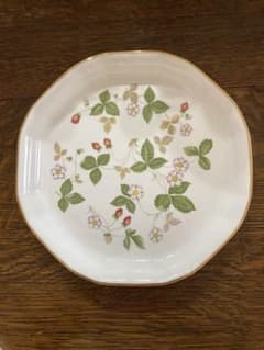 WEDGWOODワイルドストロベリー オクタゴナルディッシュ　八角形24.5cmのサムネイル