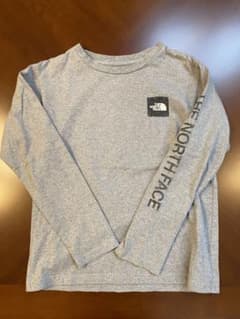 THE NORTH FACE 長袖カットソー 150㎝グレーのサムネイル