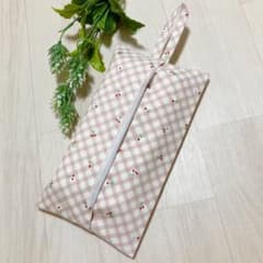 ハンドメイド 吊り下げ ソフトパックティッシュカバー 淡いピンク