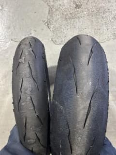 BRIDGESTONE BATTLAX RACING R11  17インチのサムネイル