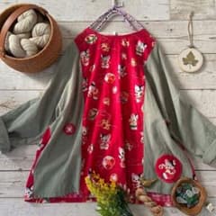み*こ様 《ハンドメイド》〜ネコと手毬〜見頃の切り替えを楽しむレトロちっくなプルのサムネイル