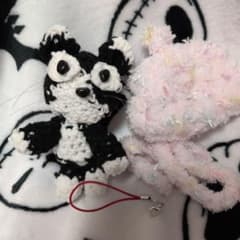 ハンドメイド あみぐるみ 猫 ストラップ ハチワレ猫のサムネイル