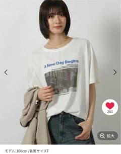 グラフィックプリント 半袖Tシャツのサムネイル