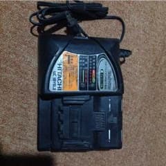 HITACHI 充電器のサムネイル