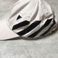 値下げコメントOK off-white キャップ 白 ホワイトのサムネイル