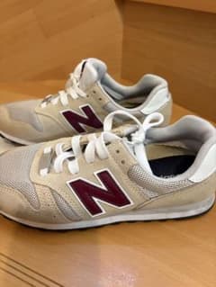 New Balance スニーカー ベージュ×ボルドーのサムネイル