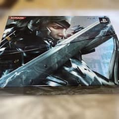METAL GEAR RISING REVENGEANCE 限定版のサムネイル