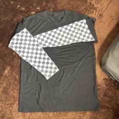 SHEIN ブラック Tシャツ Mサイズ チェック柄のサムネイル
