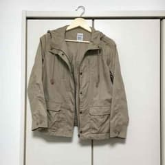 テチチ マウンテンパーカーのサムネイル
