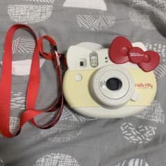 ジャンク品】FUJIFILM instax mini ハローキティ（2016） - メルカリ