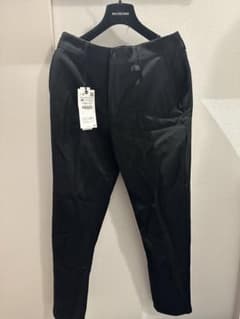 ZARA テクスチャーコンフォートパンツのサムネイル