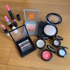 MAC化粧品まとめ売りのサムネイル