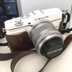 Wi-Fi機能搭載  OLYMPUS PEN E-P5のサムネイル