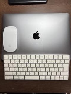 MacBook Pro 2019年モデル マウス キーボード 付き - メルカリ