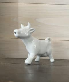 ミルクピッチャー　牛のサムネイル