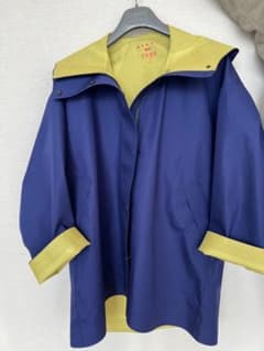 【美品Mサイズ】UNIQLO×マルニ　ブロックテックハーフコートのサムネイル