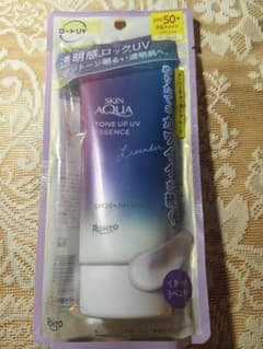 SKIN AQUA TONE UP UV ESSENCE ラベンダーのサムネイル