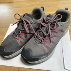 mont-bell GORE-TEX 登山靴 グレー/ピンクのサムネイル