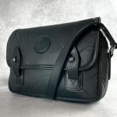 極美品 ハンティングワールド バチューサーパス ショルダーバッグ 肩