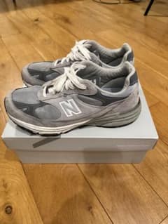 New Balance MR993GL グレー 27cmのサムネイル