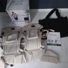 美品　双子抱っこ紐　ナップナップのサムネイル