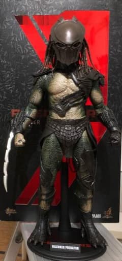 ホットトイズ ファルコナープレデター HOTTOYSのサムネイル