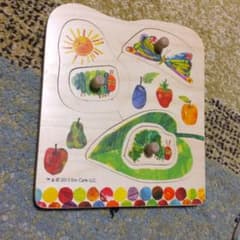 はらぺこあおむし パズルのサムネイル