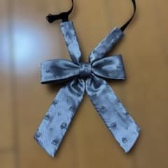 制服リボン エンブレム柄 シルバーグレーのサムネイル
