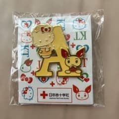 ハローキティ 日本赤十字社 ピンバッジ Aのサムネイル