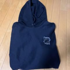 UNDEFEATED パーカーのサムネイル