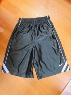 NIKE バスパンのサムネイル
