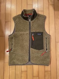 中古品　パタゴニア　KIDS フリース　ベストのサムネイル