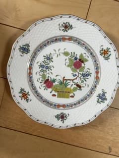 中古　美品　Herend ヘレンド プレート 皿 　植物　四点セット 中古 美品 Herend ヘレンド プレート 皿 植物 四点セット - メルカリ