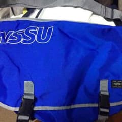 日体 非売品  カバンのサムネイル