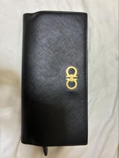 【高品質/値段交渉可】Salvatore Ferragamo 長財布 ブラックのサムネイル