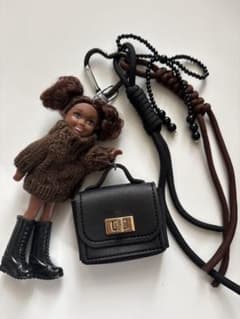 オシャレで可愛い♪じゃらじゃら ファッションドールチャーム ニット