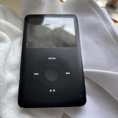 iPod クラッシック　80GB 中古品 iPod】iPod Classic 80GB Apple ブラック シルバー - メルカリ