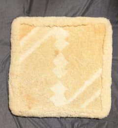 ExcelHuman エクセルヒューマン ムートン 座布団55cm×55cm - メルカリ