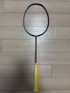 YONEX アストロクス88s 4ug5 ヒビあり - メルカリ