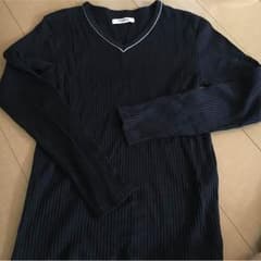 値下げ！ネイビー ロングＴシャツ Ｖネックのサムネイル
