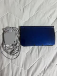 New Nintendo 3DS LL 本体 メタリックブルー 充電器付きのサムネイル