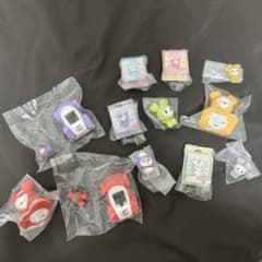 TWICE LOVELYS キーホルダー ガチャガチャ景品12種セットのサムネイル