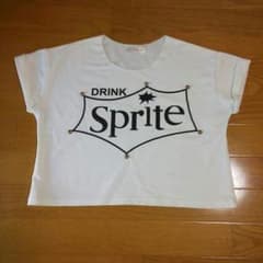 スプライト♪ショート丈トップス♡のサムネイル