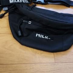 ミルクフェド ボディバックのサムネイル